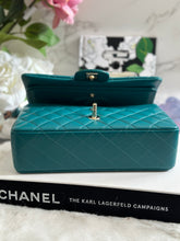 Load image into Gallery viewer, Chanel series 30 21C Collection Dark Teal/Turquoise Caviar LGHW Small Timeless Classic Double Flap Bag