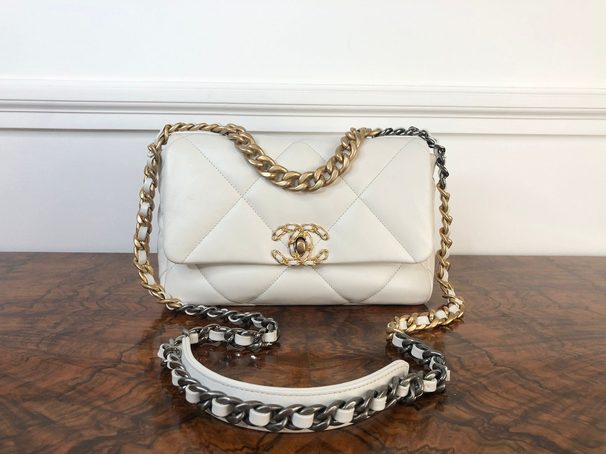 Chanel 19 size Small from series 30 White Goat Skin Mixed Hardware Fla Globalluxcloset