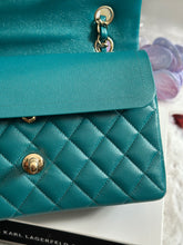 Load image into Gallery viewer, Chanel series 30 21C Collection Dark Teal/Turquoise Caviar LGHW Small Timeless Classic Double Flap Bag