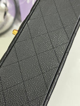 Load image into Gallery viewer, Chanel series 13 (2010) Black Caviar GHW Medium ML Timeless Classic Double Flap Bag