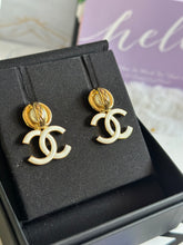Load image into Gallery viewer, Chanel 22S White Resin Aged GHW earrings
