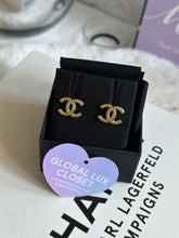 Load image into Gallery viewer, Chanel 21A Mini Gold Earrings
