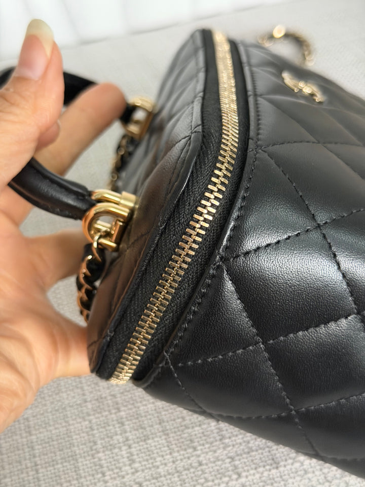 CHANEL series 30 2020 Black Lambskin LGHW Small Vanity Leather Top Handle with Chain