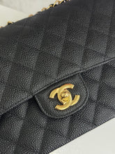 Load image into Gallery viewer, Chanel series 13 (2010) Black Caviar GHW Medium ML Timeless Classic Double Flap Bag