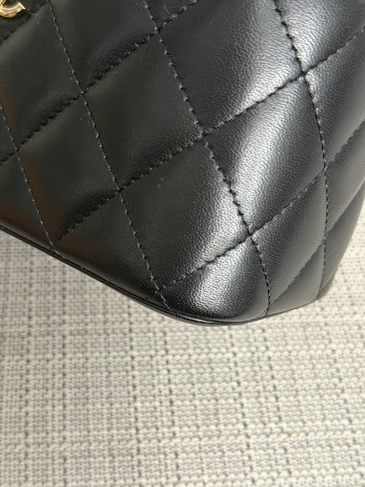 CHANEL series 30 2020 Black Lambskin LGHW Small Vanity Leather Top Handle with Chain