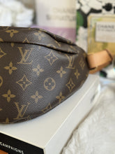 Load image into Gallery viewer, Louis Vuitton Bum Bag Monogram with personalised stickers Date code 2019
