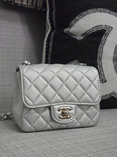 Load image into Gallery viewer, Chanel Series 31 21P 2021 Pre Spring/Summer Collection Iridescent Silver lambskin SHW Square Mini Flap Bag