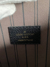 Load image into Gallery viewer, Louis Vuitton Pochette Metis Black Emprinte Leather Monogram Flap Bag