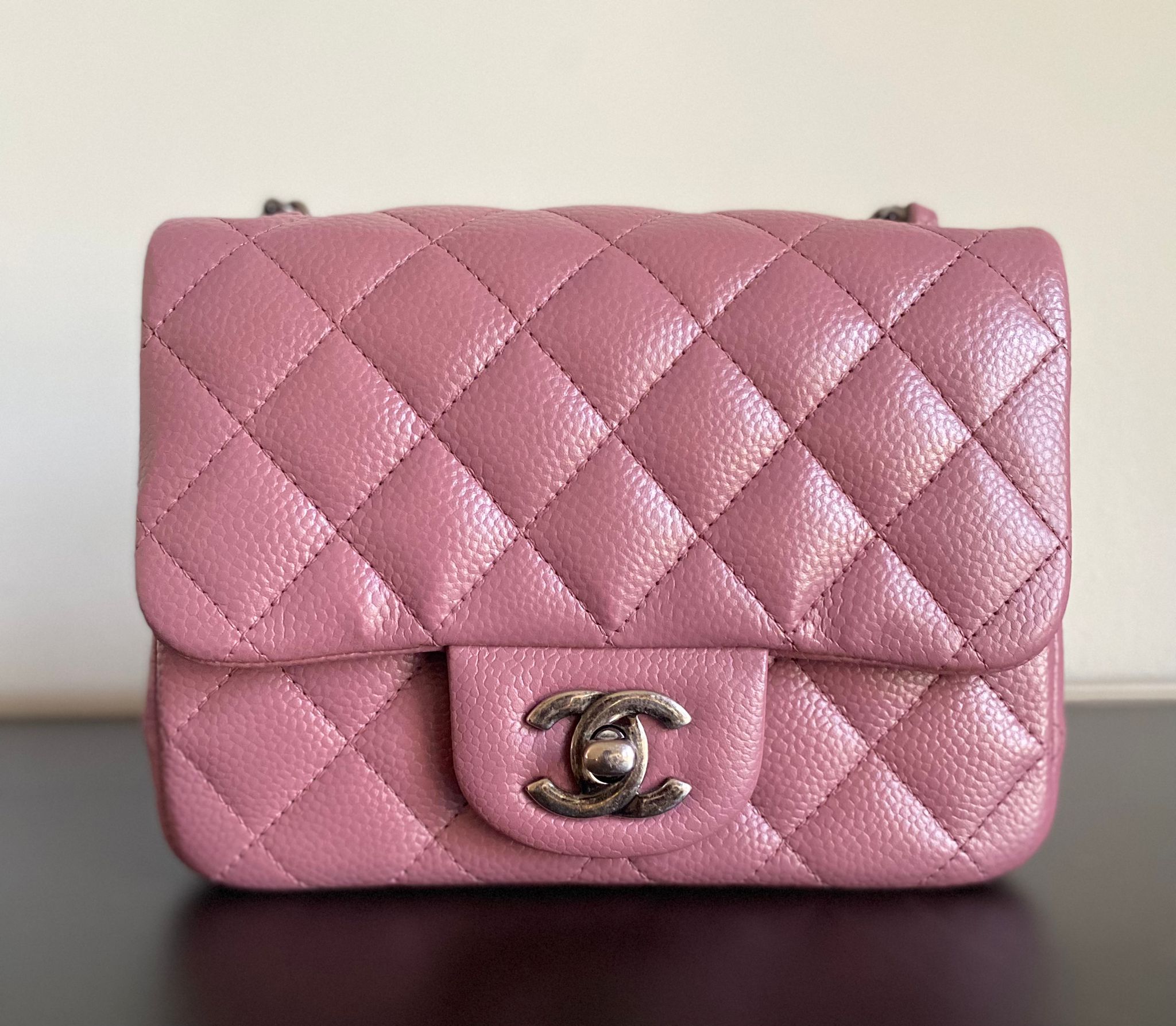 Mauve chanel bag sale