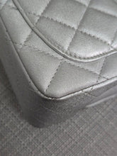 Load image into Gallery viewer, Chanel Series 31 21P 2021 Pre Spring/Summer Collection Iridescent Silver lambskin SHW Square Mini Flap Bag