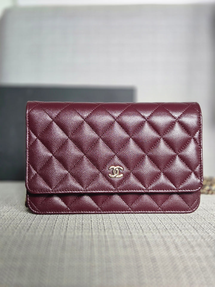 Chanel 21B 2021 Collection Burgundy Bordeaux caviar Classic Wallet on chain WOC with Champagne GHW