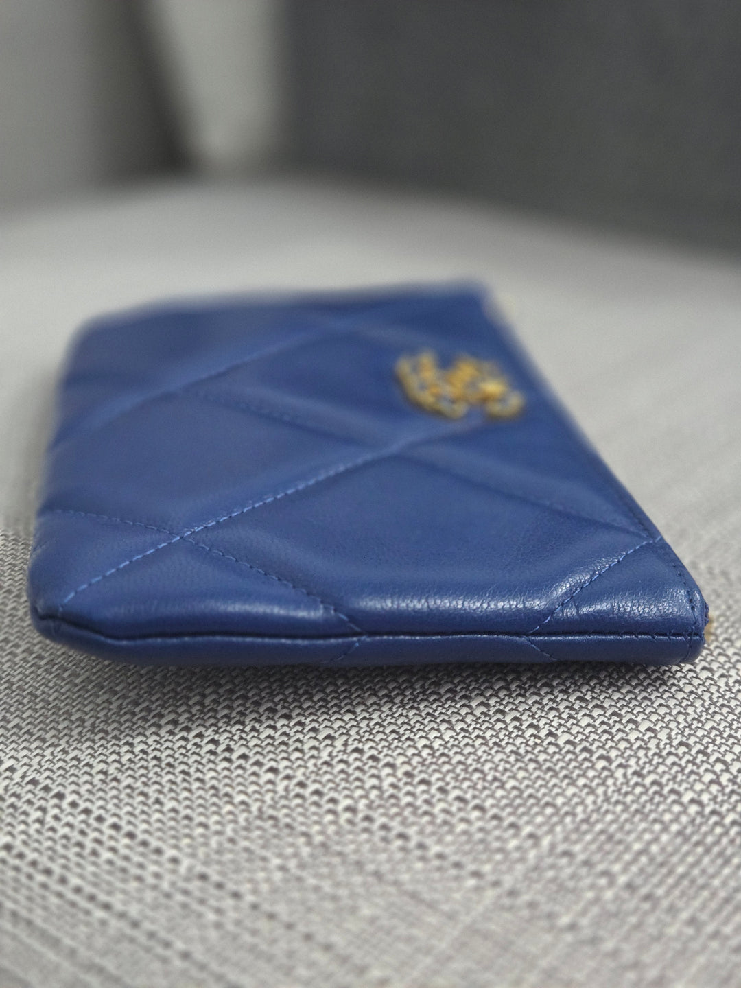 Chanel series 29 2019 Blue Goatskin GHW Small O Case/Pouch