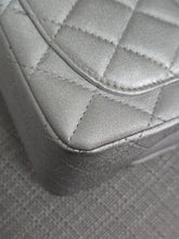 Load image into Gallery viewer, Chanel Series 31 21P 2021 Pre Spring/Summer Collection Iridescent Silver lambskin SHW Square Mini Flap Bag