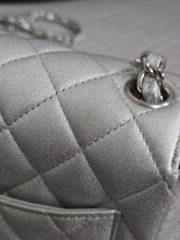 Load image into Gallery viewer, Chanel Series 31 21P 2021 Pre Spring/Summer Collection Iridescent Silver lambskin SHW Square Mini Flap Bag
