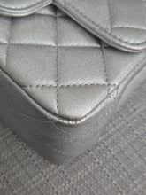 Load image into Gallery viewer, Chanel Series 31 21P 2021 Pre Spring/Summer Collection Iridescent Silver lambskin SHW Square Mini Flap Bag