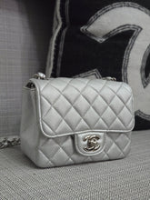 Load image into Gallery viewer, Chanel Series 31 21P 2021 Pre Spring/Summer Collection Iridescent Silver lambskin SHW Square Mini Flap Bag