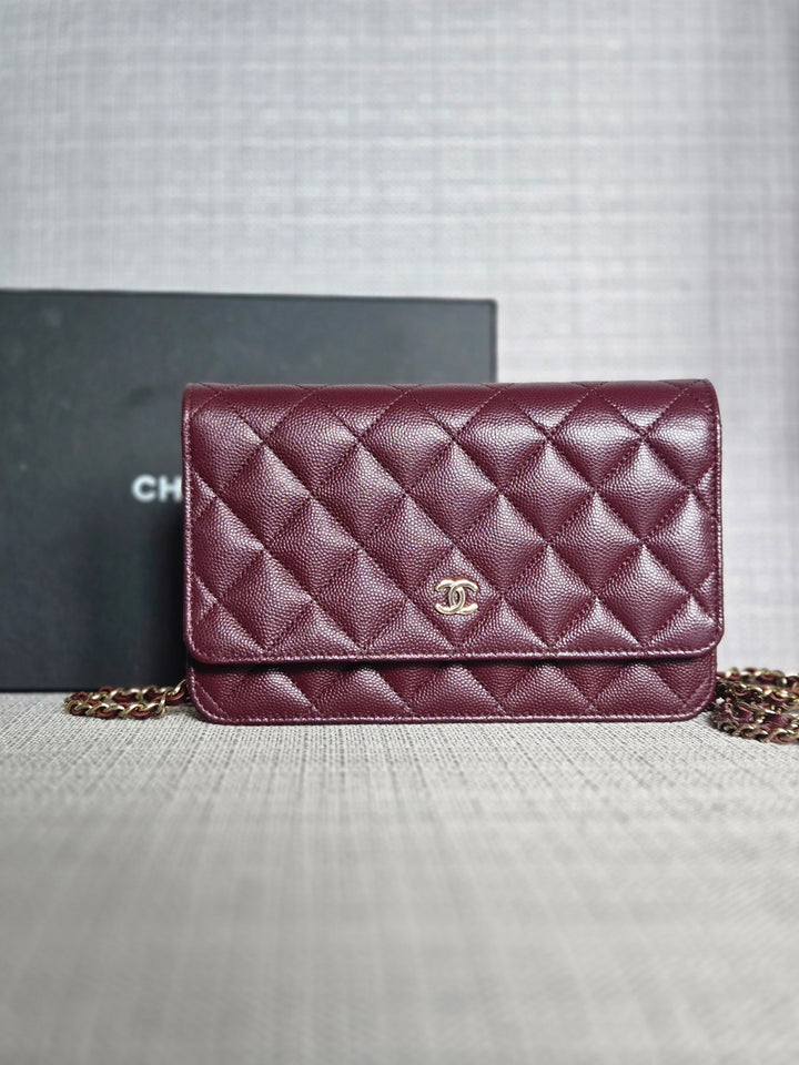 Chanel 21B 2021 Collection Burgundy Bordeaux caviar Classic Wallet on chain WOC with Champagne GHW