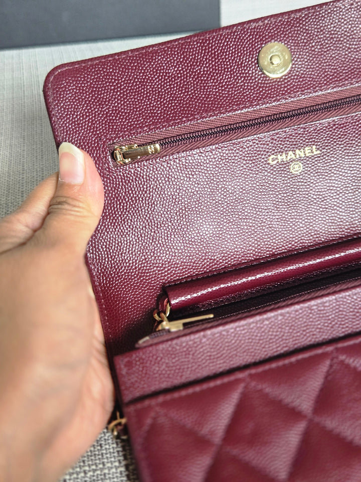 Chanel 21B 2021 Collection Burgundy Bordeaux caviar Classic Wallet on chain WOC with Champagne GHW