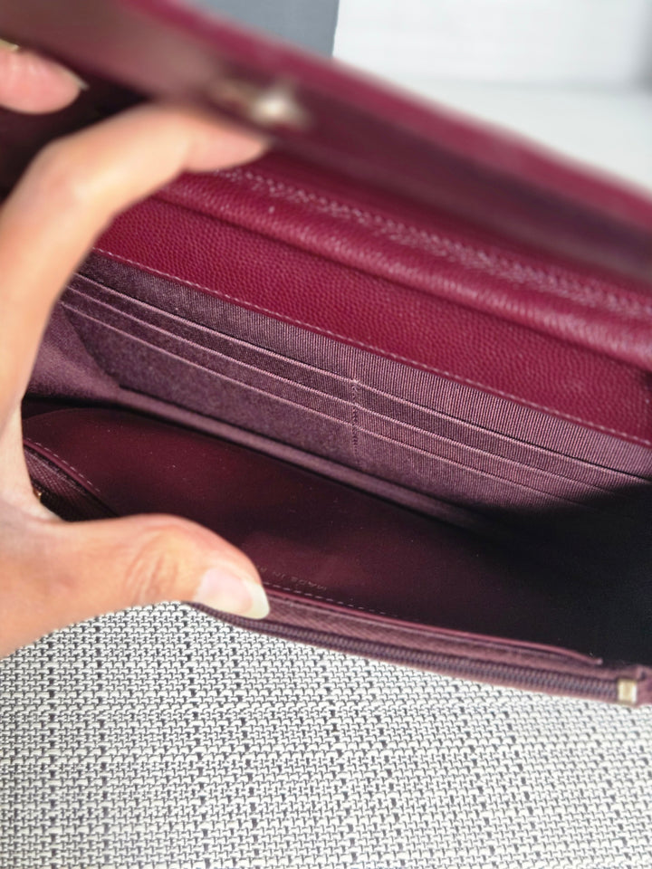 Chanel 21B 2021 Collection Burgundy Bordeaux caviar Classic Wallet on chain WOC with Champagne GHW