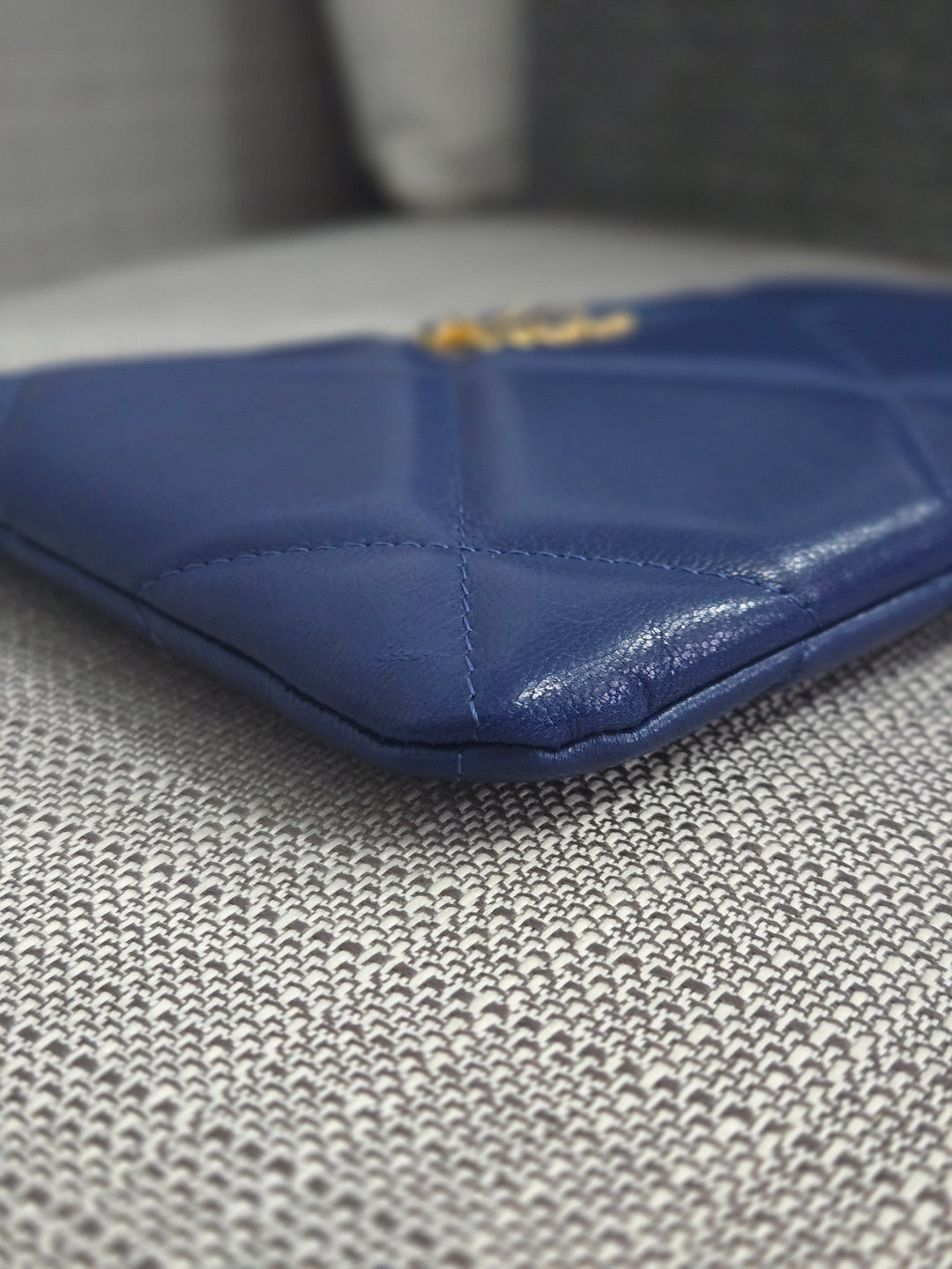 Chanel series 29 2019 Blue Goatskin GHW Small O Case/Pouch