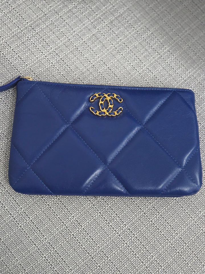 Chanel series 29 2019 Blue Goatskin GHW Small O Case/Pouch