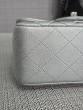 Load image into Gallery viewer, Chanel Series 31 21P 2021 Pre Spring/Summer Collection Iridescent Silver lambskin SHW Square Mini Flap Bag