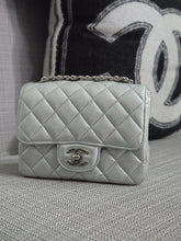 Load image into Gallery viewer, Chanel Series 31 21P 2021 Pre Spring/Summer Collection Iridescent Silver lambskin SHW Square Mini Flap Bag
