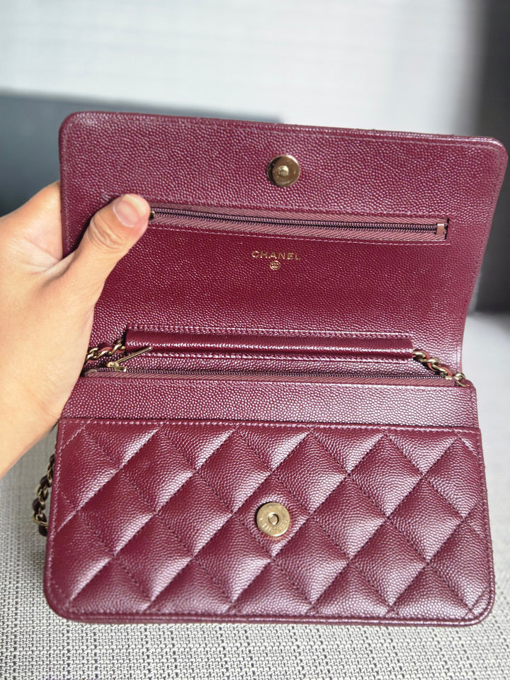 Chanel 21B 2021 Collection Burgundy Bordeaux caviar Classic Wallet on chain WOC with Champagne GHW