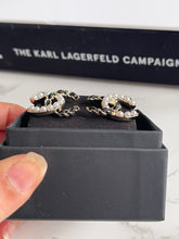 Load image into Gallery viewer, Chanel 22B Pearl and Leather CC Earrings