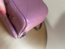 Load image into Gallery viewer, Chanel 15B Mauve Pink caviar Ruthenium hardware square mini flap bag
