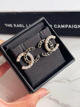 Load image into Gallery viewer, Chanel 22B Pearl and Leather CC Earrings