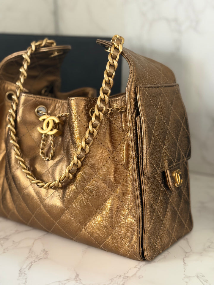 CHANEL 25A 2025 Bronze Caviar aged GHW 25 Hobo Bag size Small