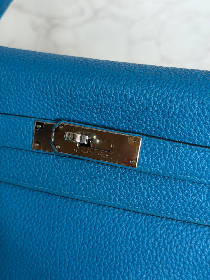 HERMÈS Bleu Frida Togo Leather PHW Kelly 28 Bag Stamp A 2017