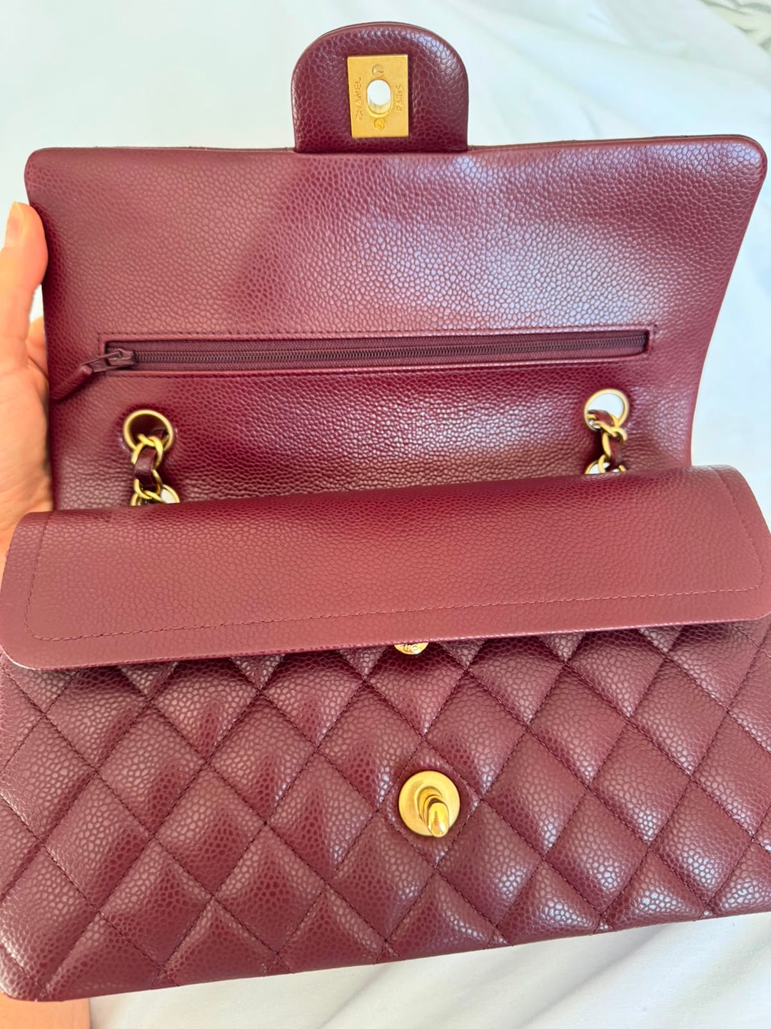 CHANEL series 21 2015 15B Burgundy Caviar GHW Medium ML Timeless Classic Double Flap Bag