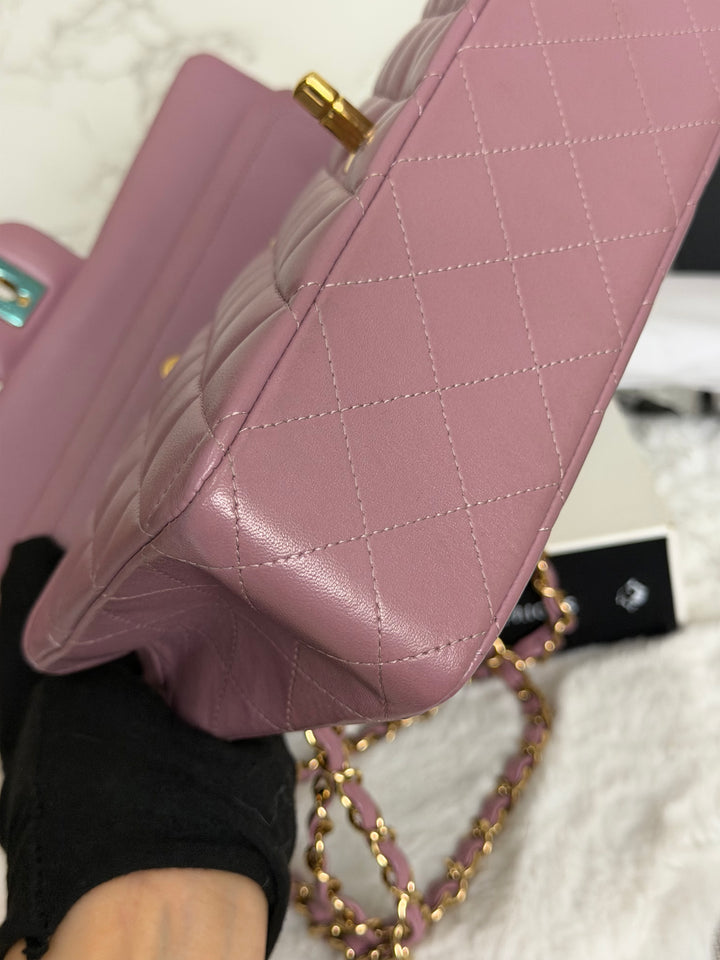 CHANEL series 21 Mauve Pink Purple Lambskin LGHW Medium ML Timeless Classic Double Flap Bag 2015