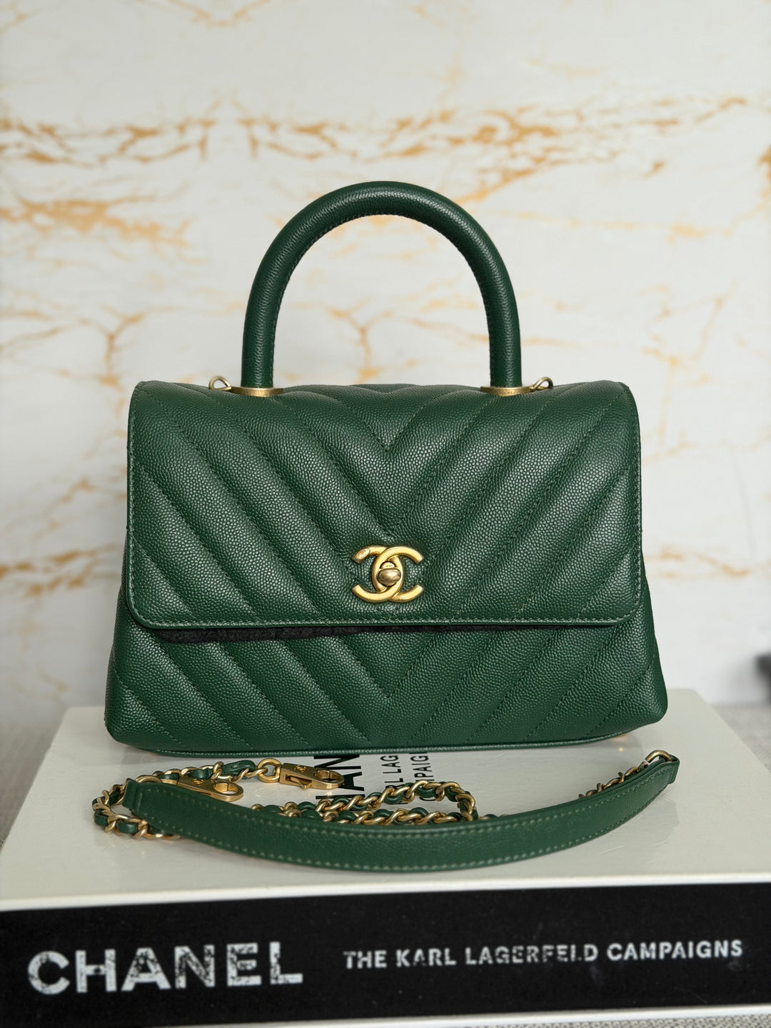 CHANEL series 26 Forrest Dark Green Caviar Chevron Aged GHW Coco Handle Size SMALL 24 cms 2018