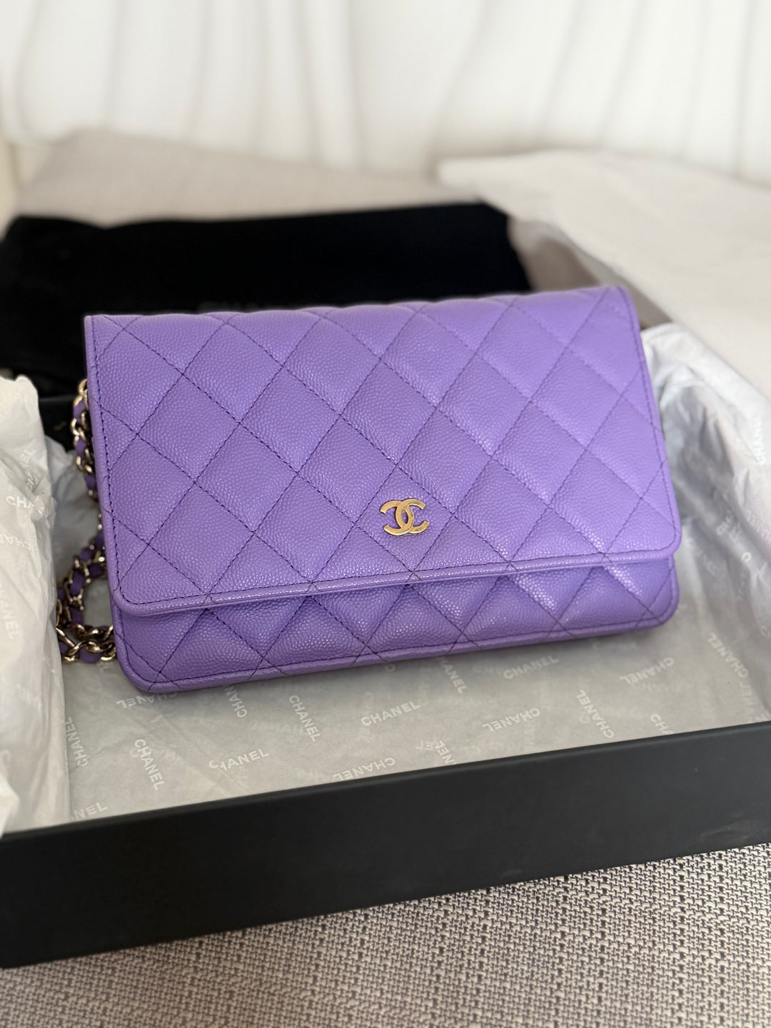 CHANEL series 28 20C Purple Caviar LGHW Classic Wallet on chain (WOC)