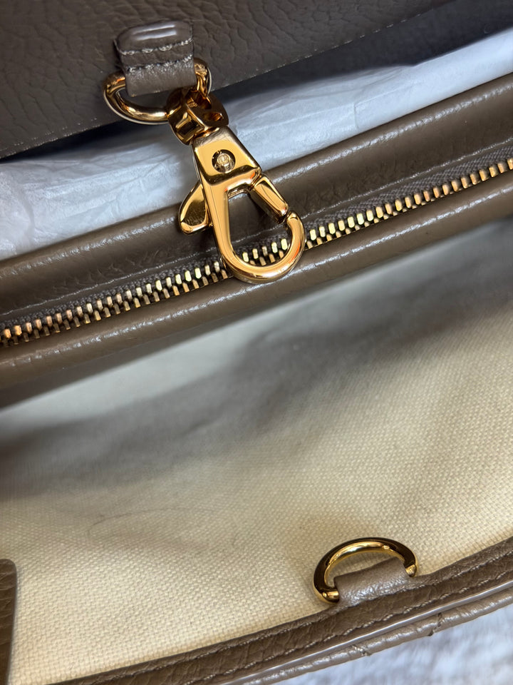 CHANEL Khaki Etoupe Caviar LGHW Urban Essentials East West Shopping Tote Bag size Small Matthieu Blazy 26A 2026