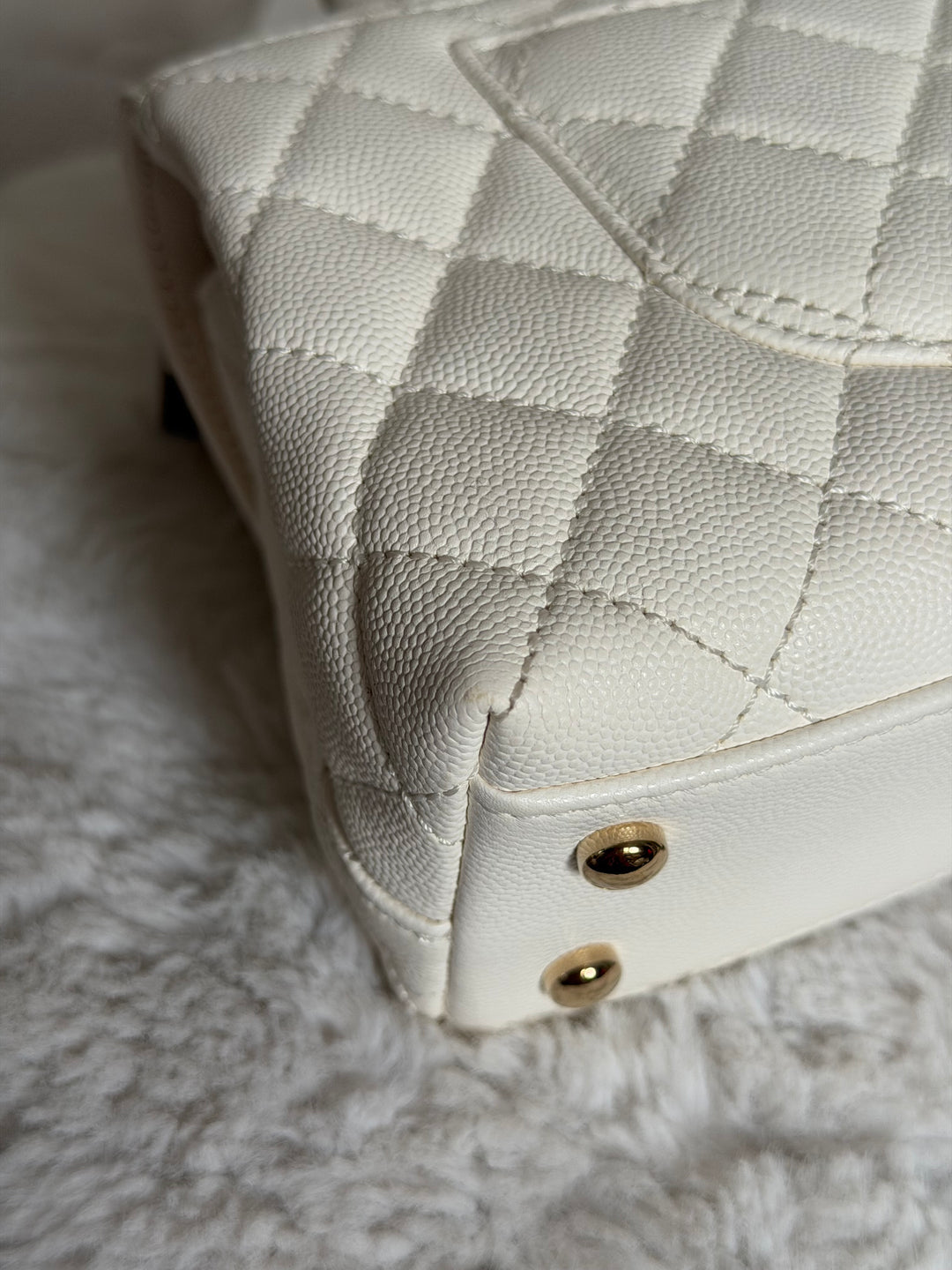 CHANEL White Caviar LGHW Coco Handle Flap Bag Size SMALL with detachable Strap Microchipped