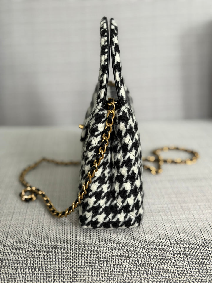 CHANEL 24A 2024 Black and White Houndstooth Tweed Kelly Small Shopping Bag with Chain Aged GHW