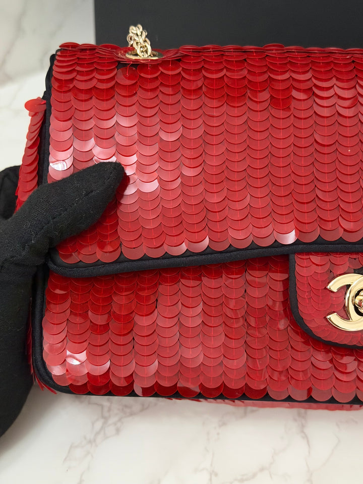 CHANEL series 13 2010 Red Sequin and Black Satin Paris-Shanghai Medium Flap Bag Gold Hardware