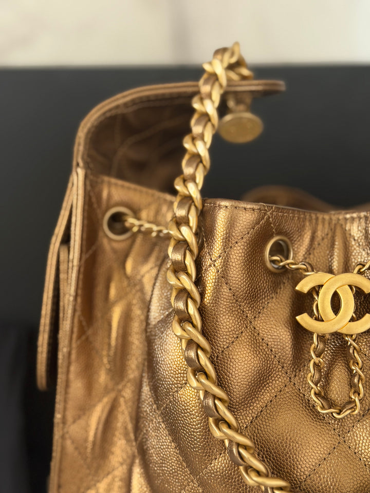 CHANEL 25A 2025 Bronze Caviar aged GHW 25 Hobo Bag size Small