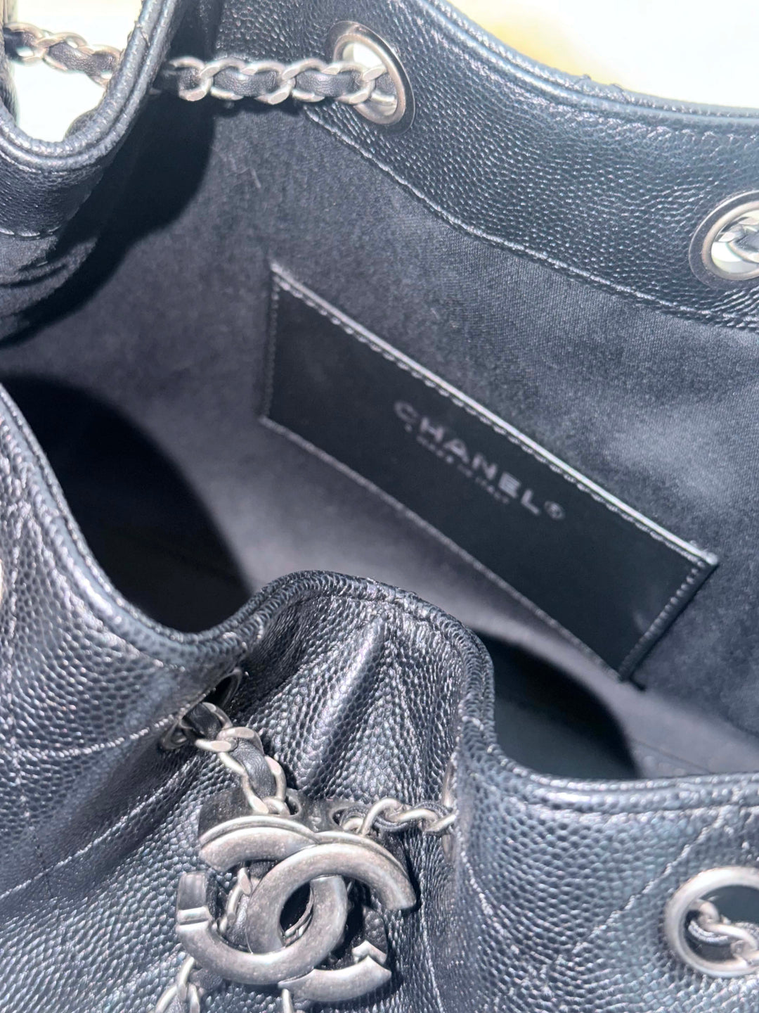 CHANEL Black Caviar Ruthenium Hardware 25 Hobo Bag size SMALL