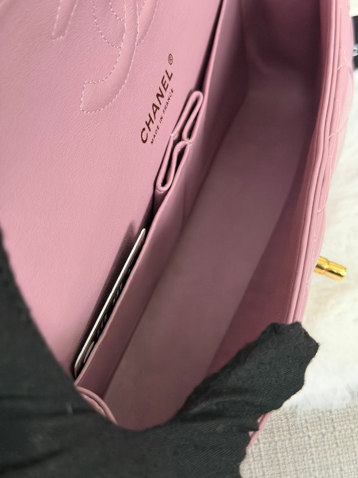 CHANEL series 21 Mauve Pink Purple Lambskin LGHW Medium ML Timeless Classic Double Flap Bag 2015