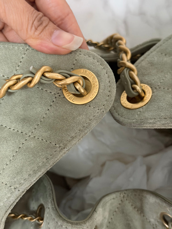 CHANEL 25C 2025 Khaki Suede Aged GHW 25 Hobo Bag size Medium