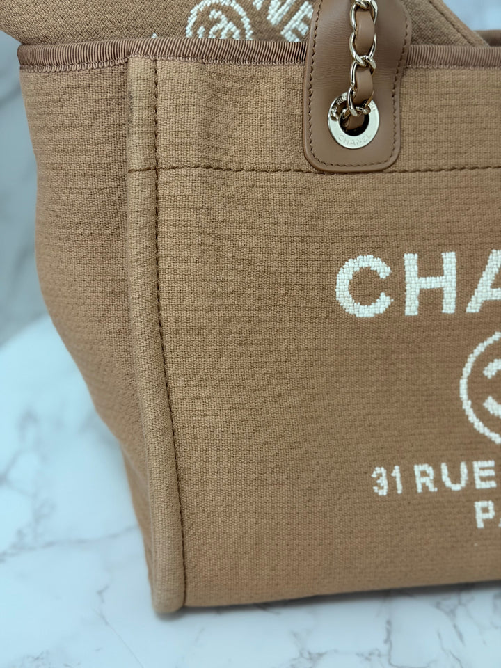 CHANEL 24P collection 2024 Beige Tweed Deauville Tote size Small with top handle LGHW and pouch