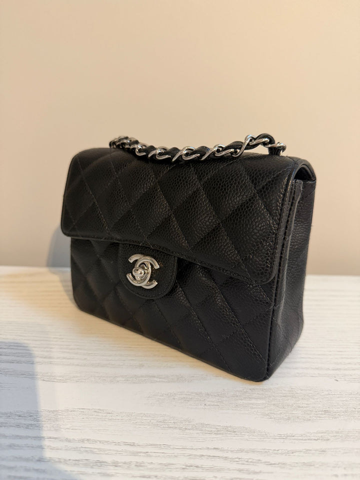 CHANEL series 9 Black Caviar SHW Vintage Mini Flap Bag