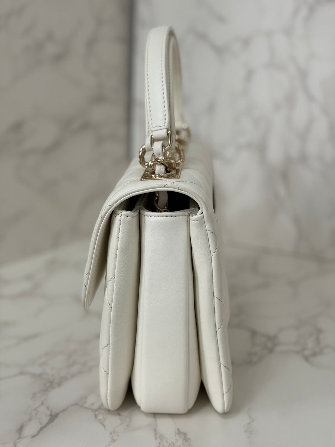 CHANEL 23S collection 2023 White Lambskin LGHW Trendy CC Flap Bag size Small with raised CHANEL Engraved Plate Top Handle