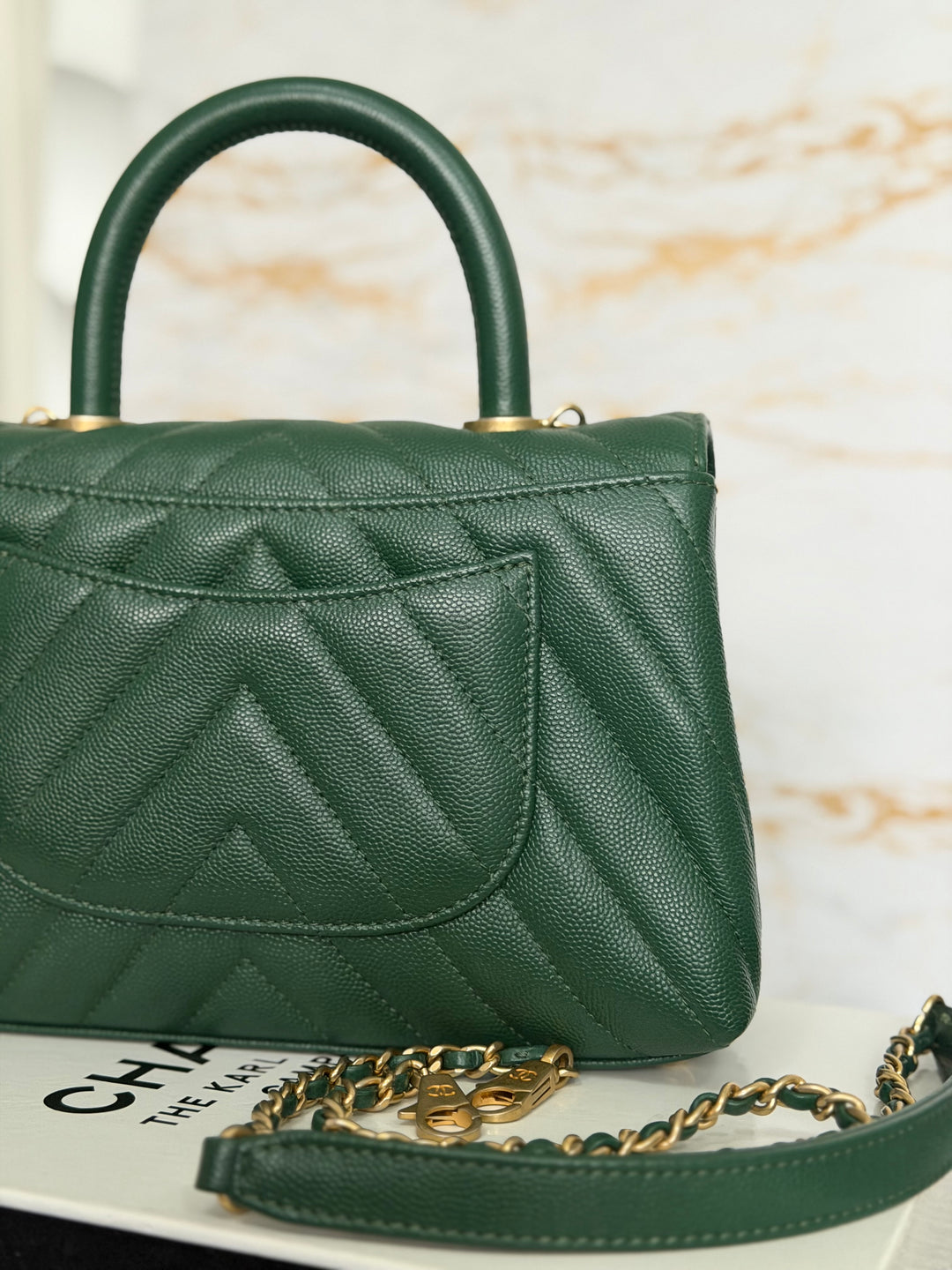 CHANEL series 26 Forrest Dark Green Caviar Chevron Aged GHW Coco Handle Size SMALL 24 cms 2018