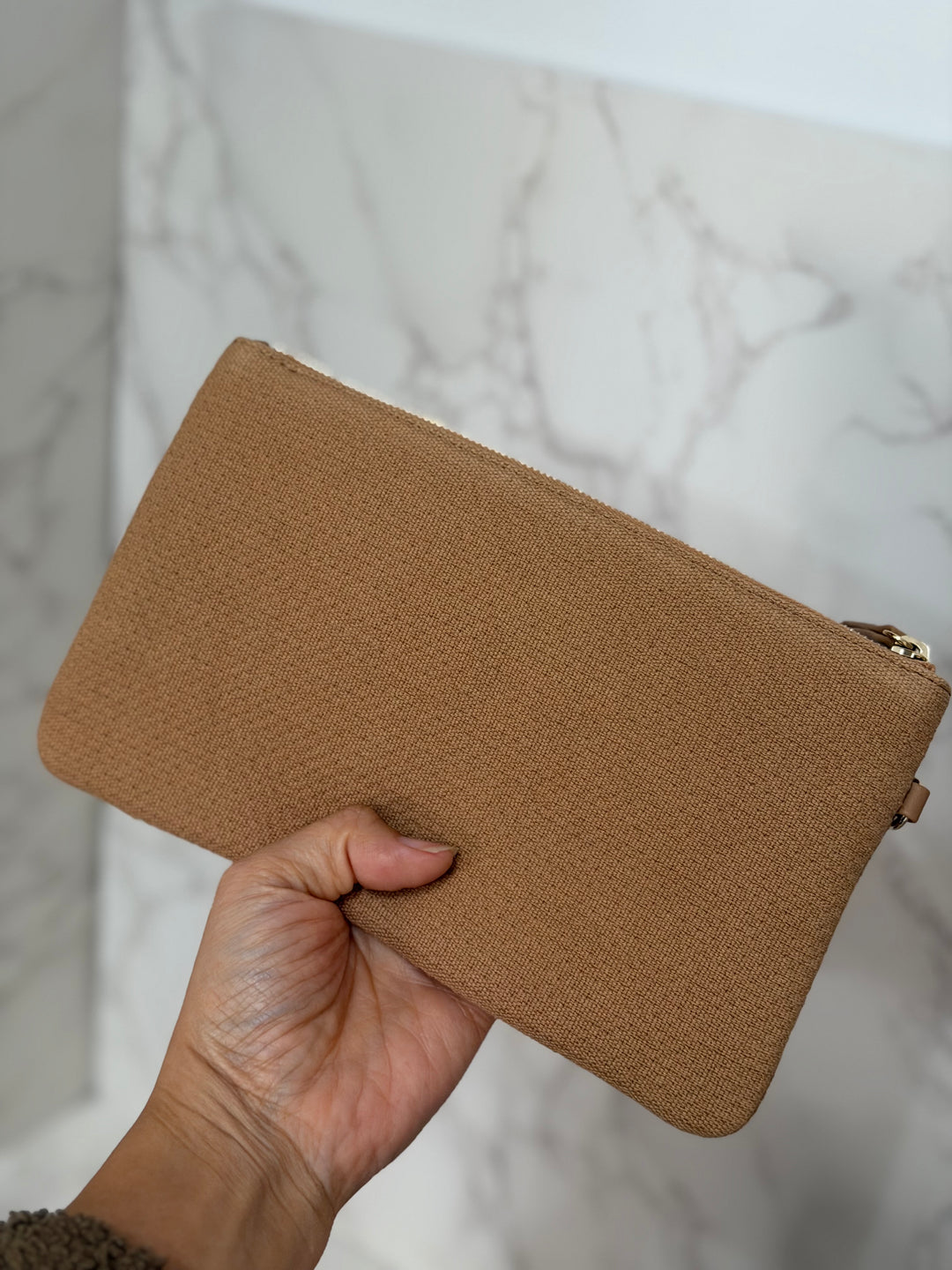 CHANEL 24P collection 2024 Beige Tweed Deauville Tote size Small with top handle LGHW and pouch